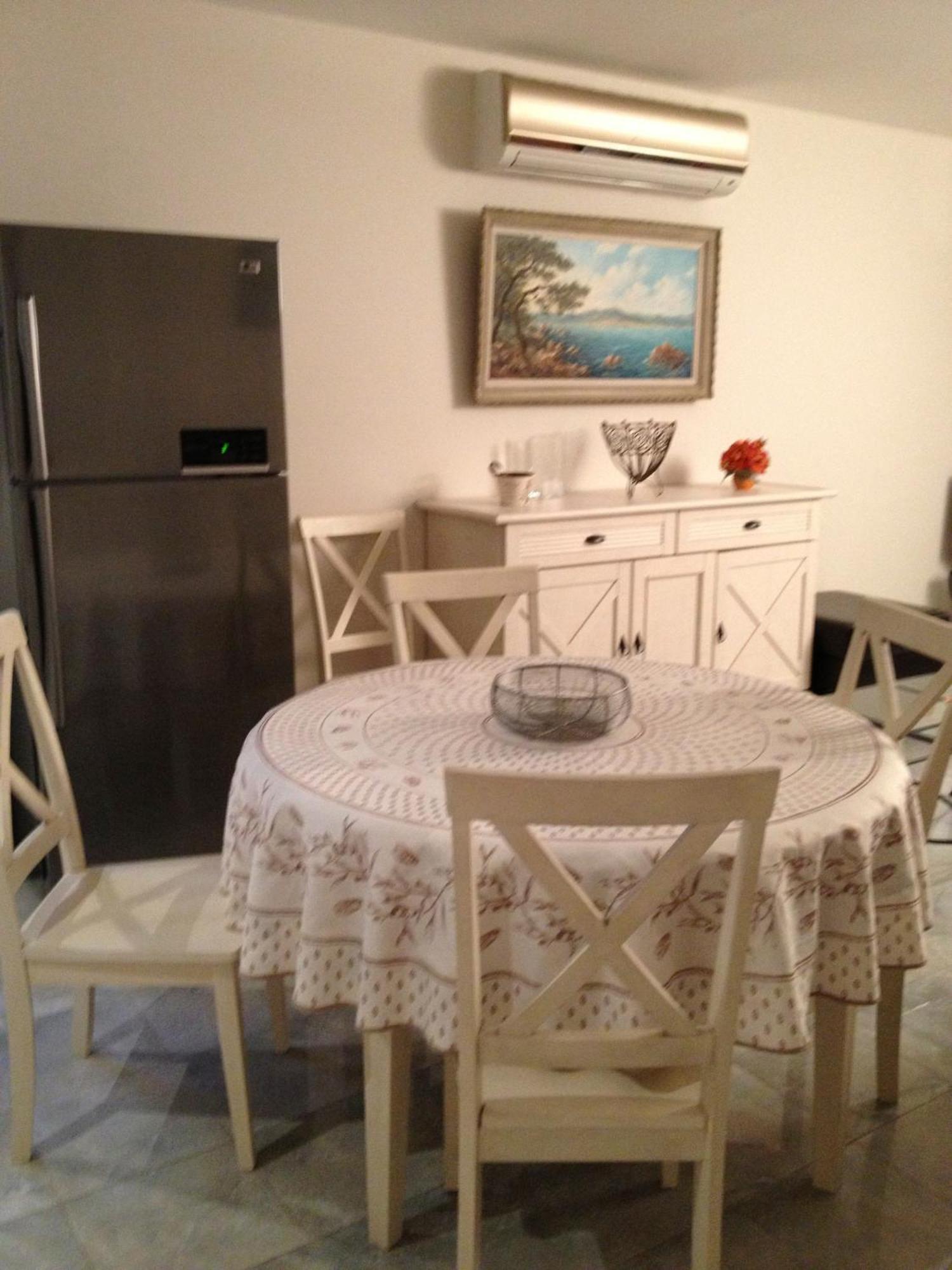 Les Locs De Marie Apartment แซ็งต์-แมกซีม ภายนอก รูปภาพ